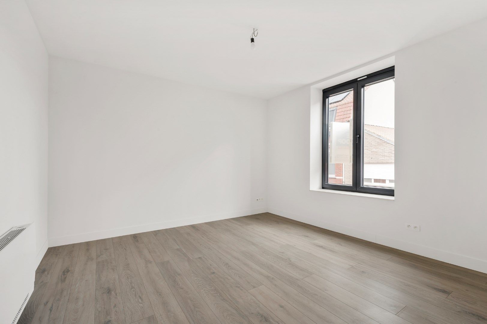 ENERGETISCHE HOOGSTAANDE GERENOVEERDE WONING MET VERWAMRD ZWEMBAD foto 22