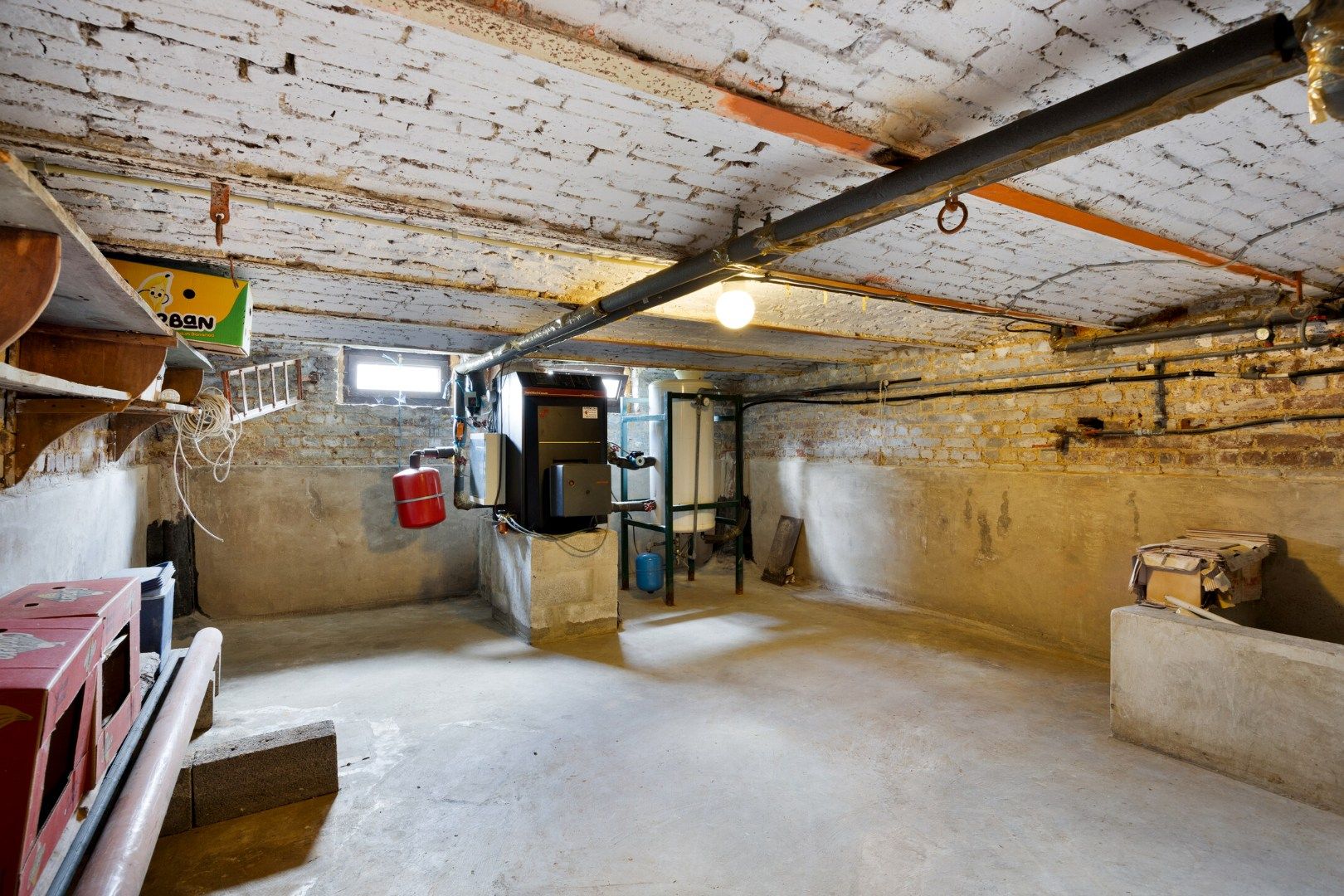 Woning met veel woonoppervlakte, zolder, garage en tuin te Tongeren-Lauw foto 27