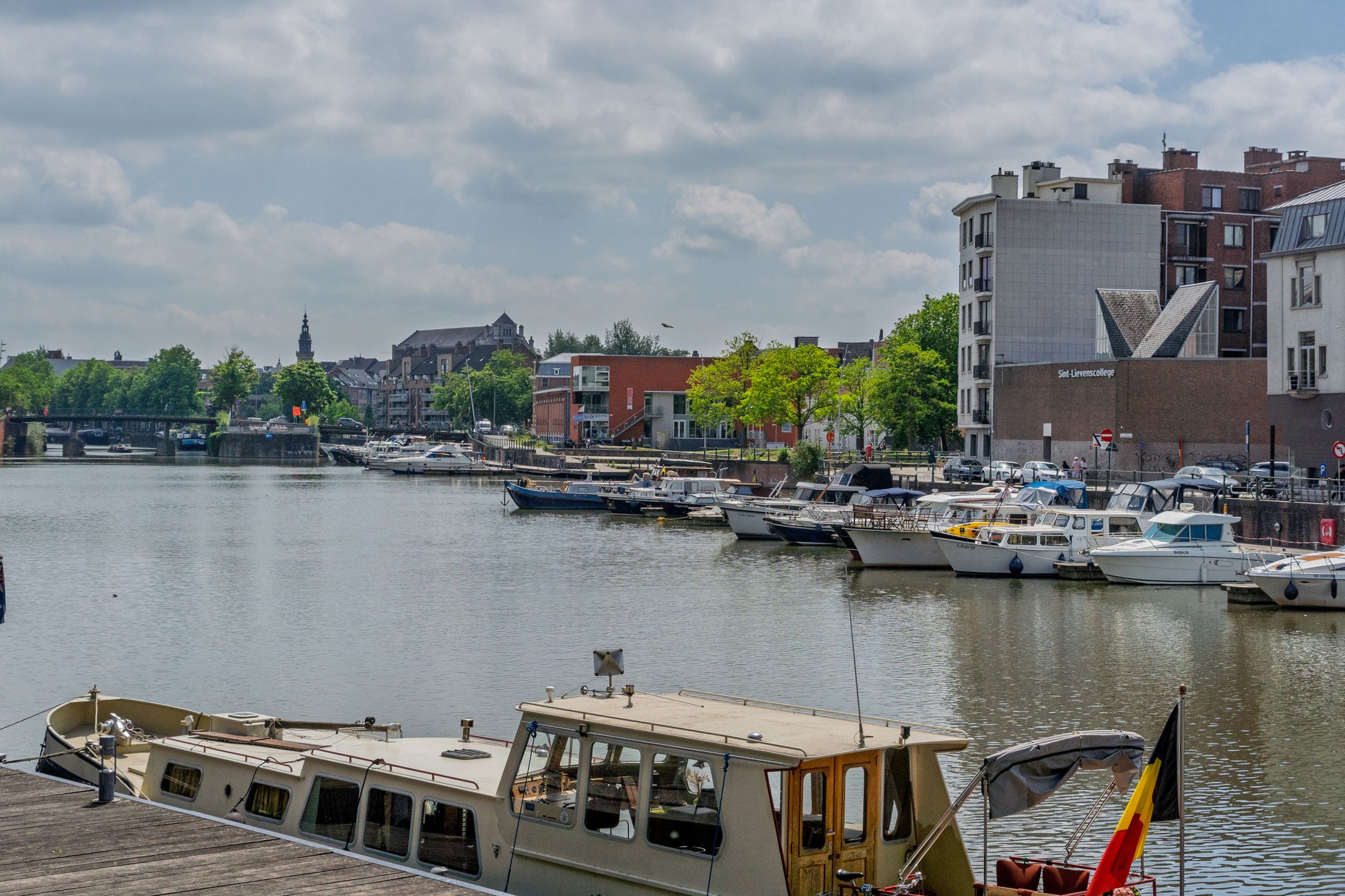 Instapklare woning met vier kamers aan de Leie in Gent foto 20