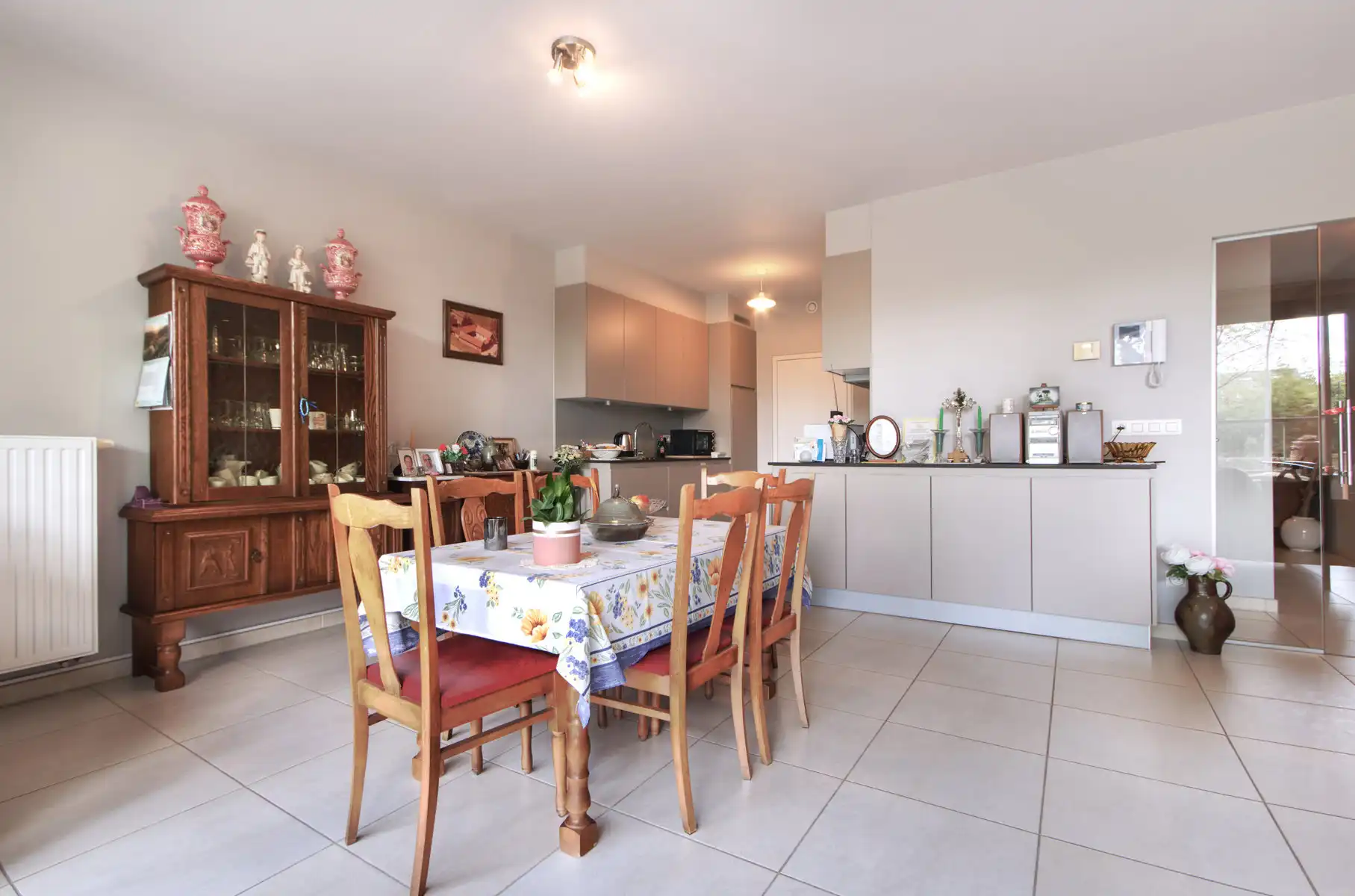 APP 2 slk - terras - kelder - parking - centrum stad - lift foto 7