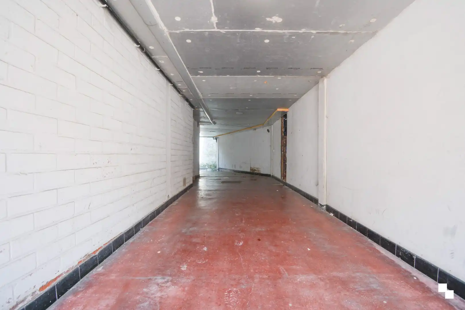 Kleinschalig appartementsgebouw met energielabel A te Roeselare foto 6