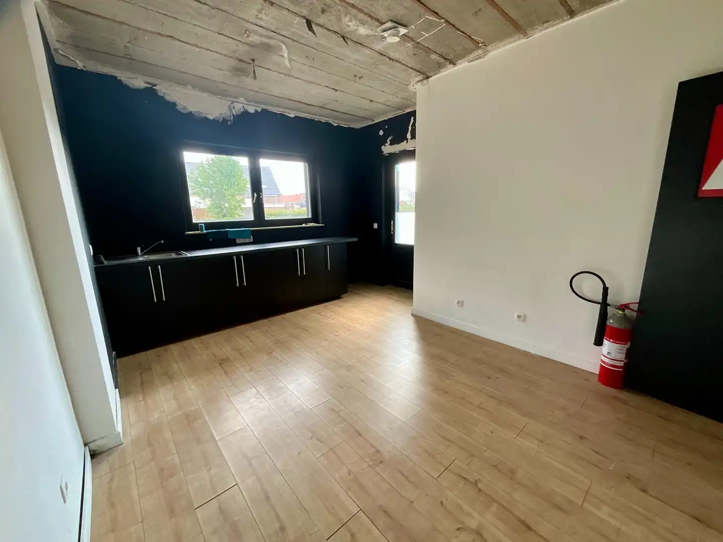 Handelspand en 2 appartementen gelegen te Houthalen-Helchteren foto 6