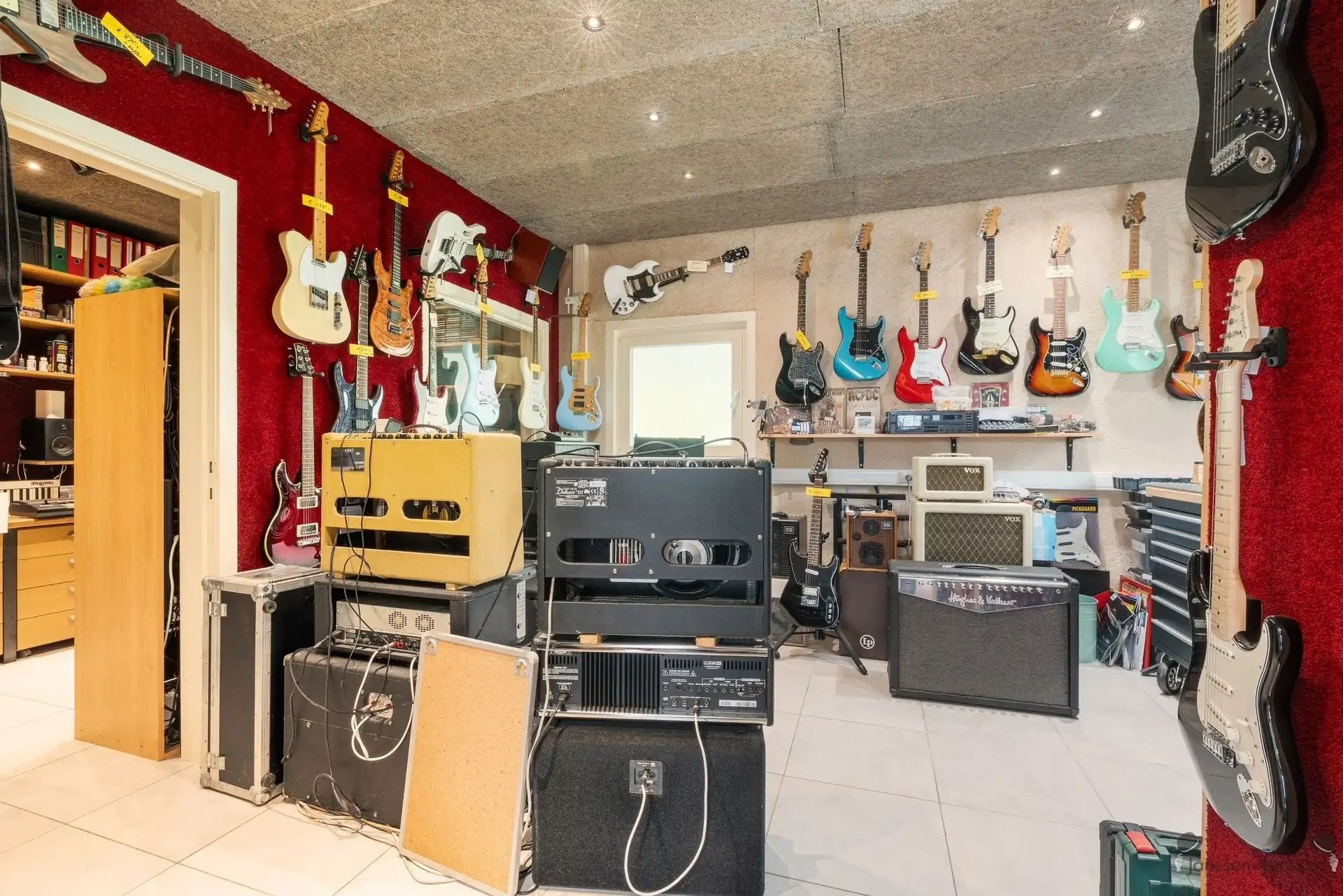 Architecturale woning met 4 slaapkamers op een royaal perceel van 2.012 m² foto 24