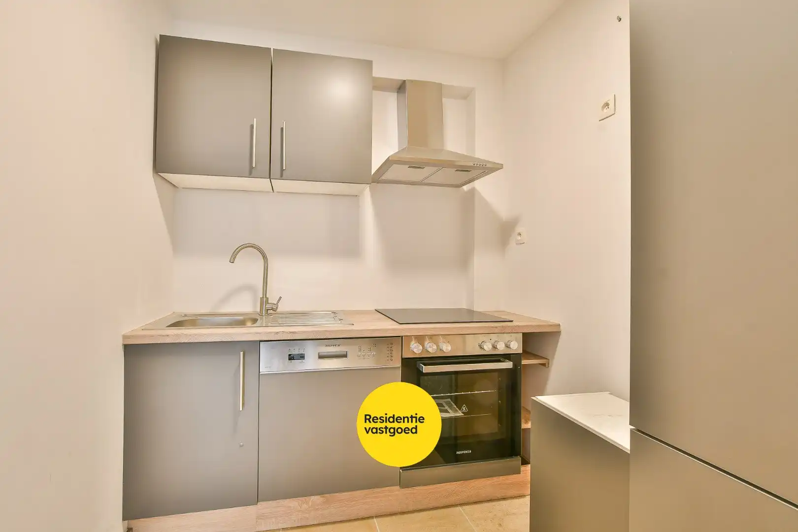 Te huur: gelijkvloers 2-slaapkamerappartement in centrum De Haan!  foto 9