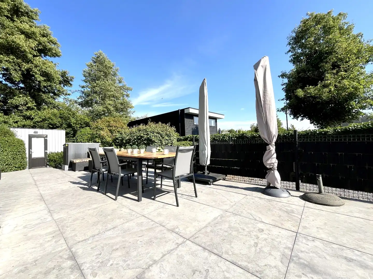 2-slpkr vakantiewoning met tuin & parkeerplaats foto 6