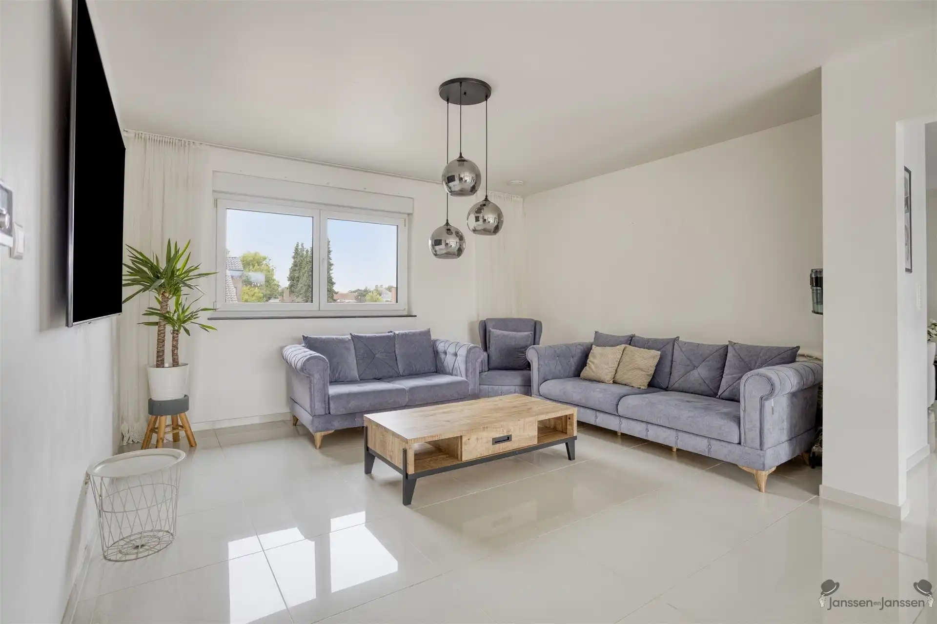 Uitzonderlijk triplex appartement van 251 m² met 5 (mogelijkheid tot 6) slaapkamers en groot terras te Leopoldsburg foto 5