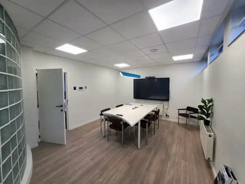 Kantoorruimte te huur foto 4