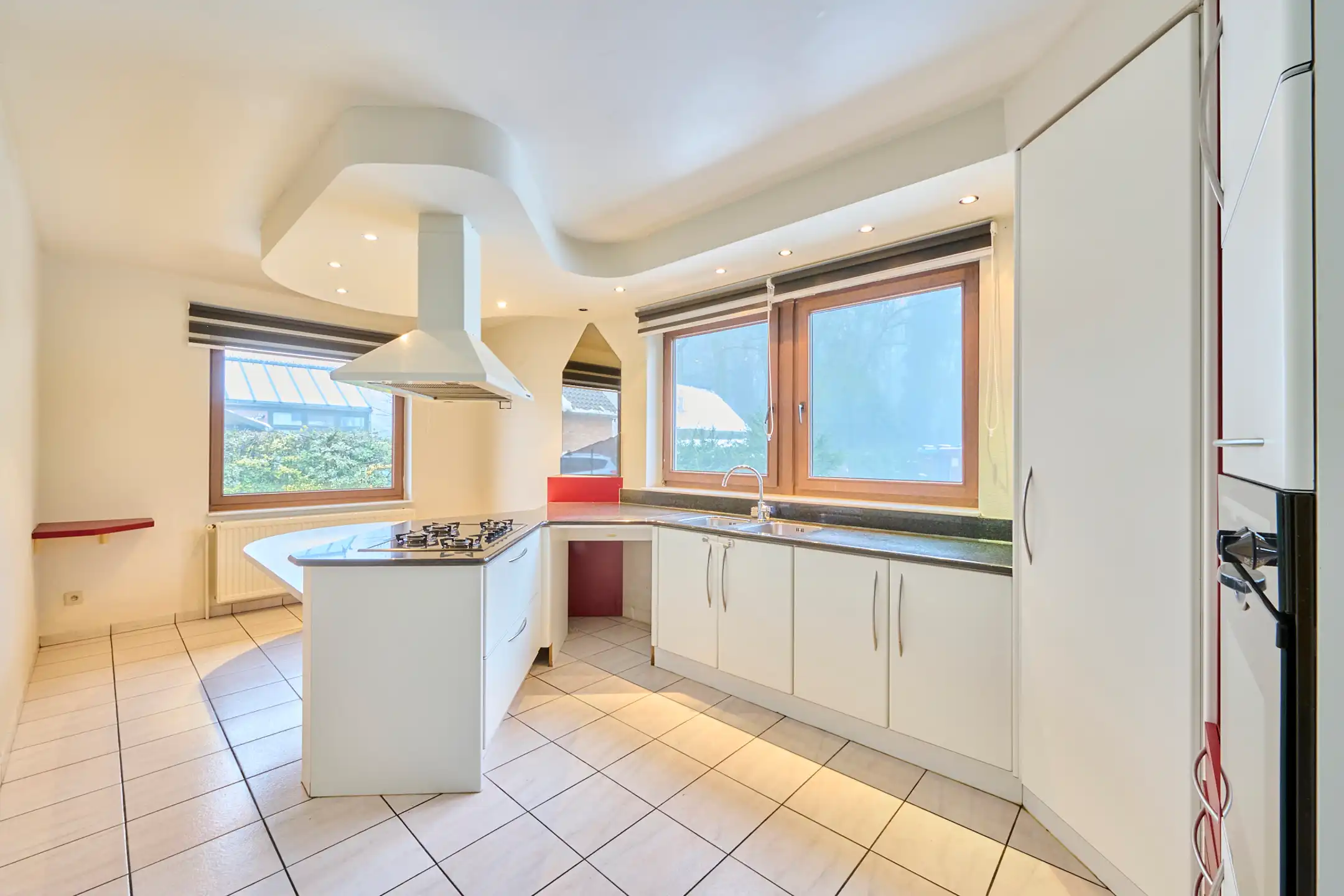 Zeer ruime en eigentijdse gezinswoning op 11a  foto 6