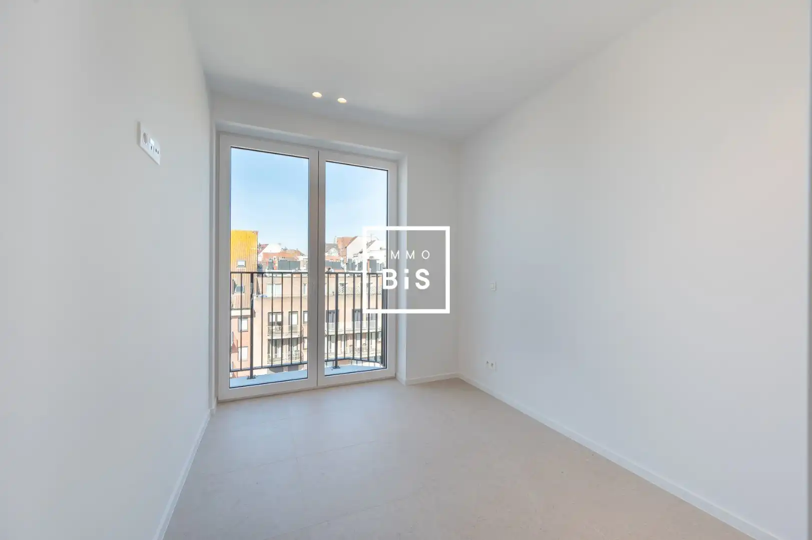 Stijlvol nieuwbouwappartement volledig afgewerkt in het hart van Knokke foto 9