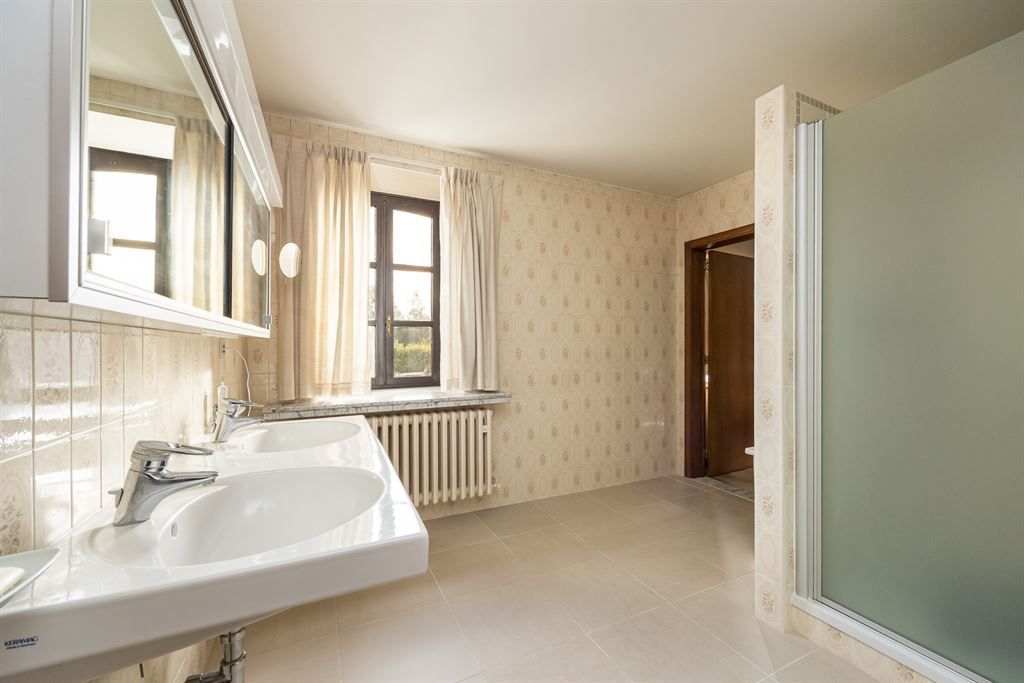 Statige, ruime woning met zuidgerichte tuin! foto 19