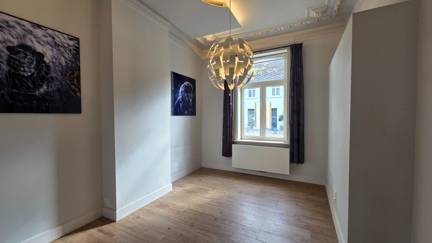 PRACHTIGE STADSWONING MET 2 SLAAPKAMERS EN TUIN foto 6