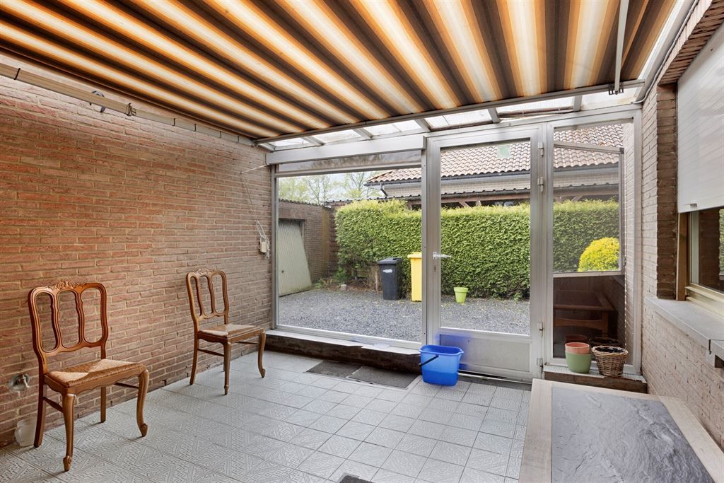 Te renoveren woning op een knap perceel!  foto 17