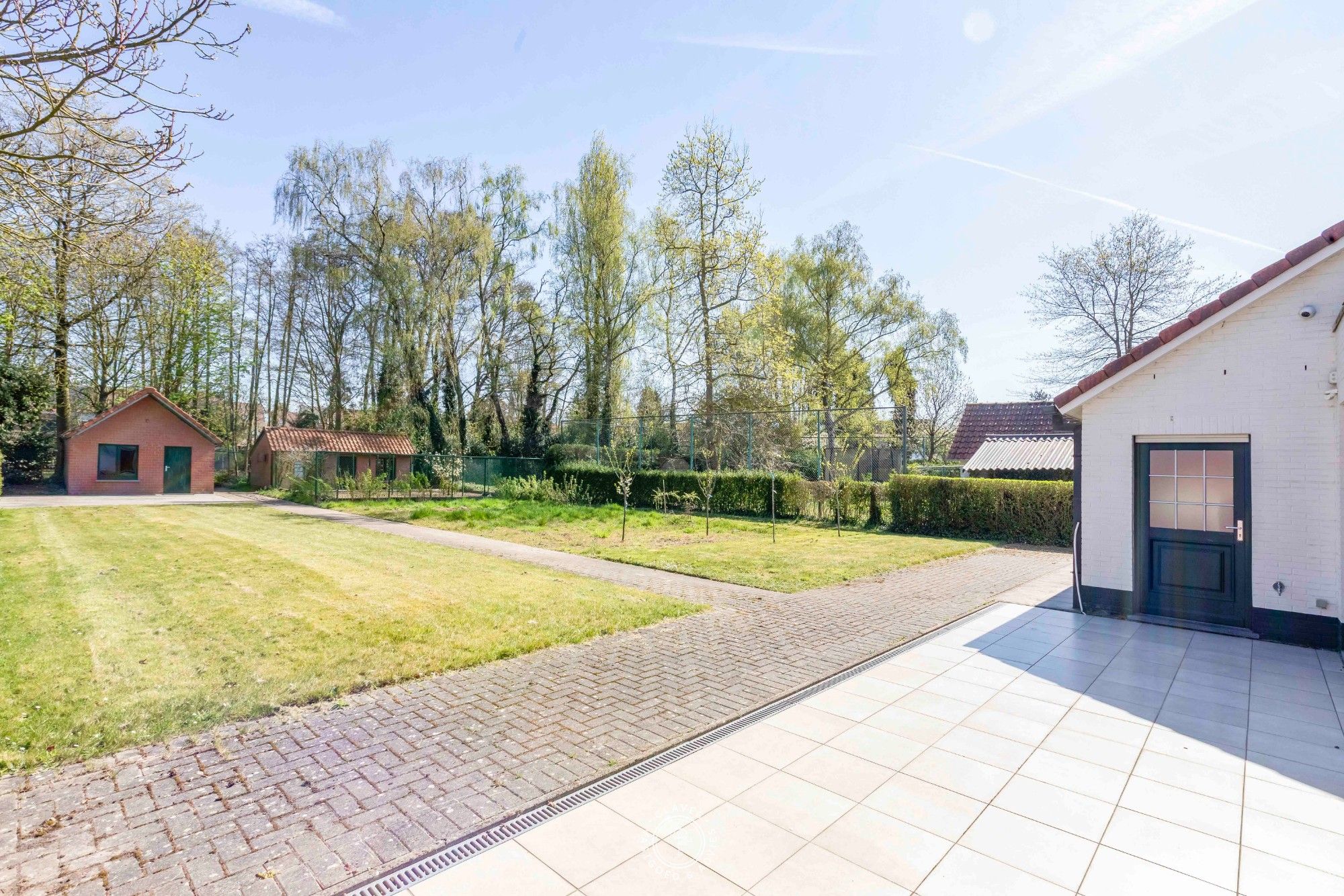 Uitzonderlijk: recent gebouwde woning in de charmantste wijk van Sint-Niklaas 'De Vogelkeswijk' foto 9