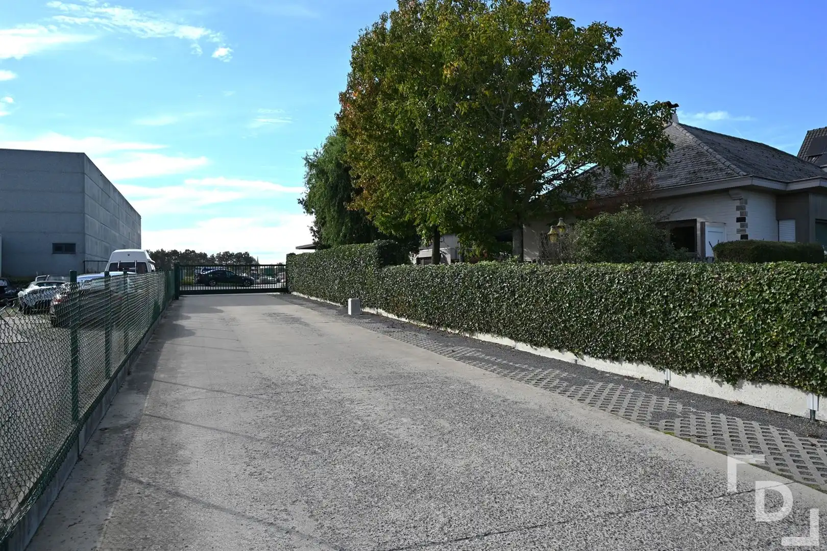 Opslagruimte van 435m² met parkeerterrein te huur in Ieper foto 4