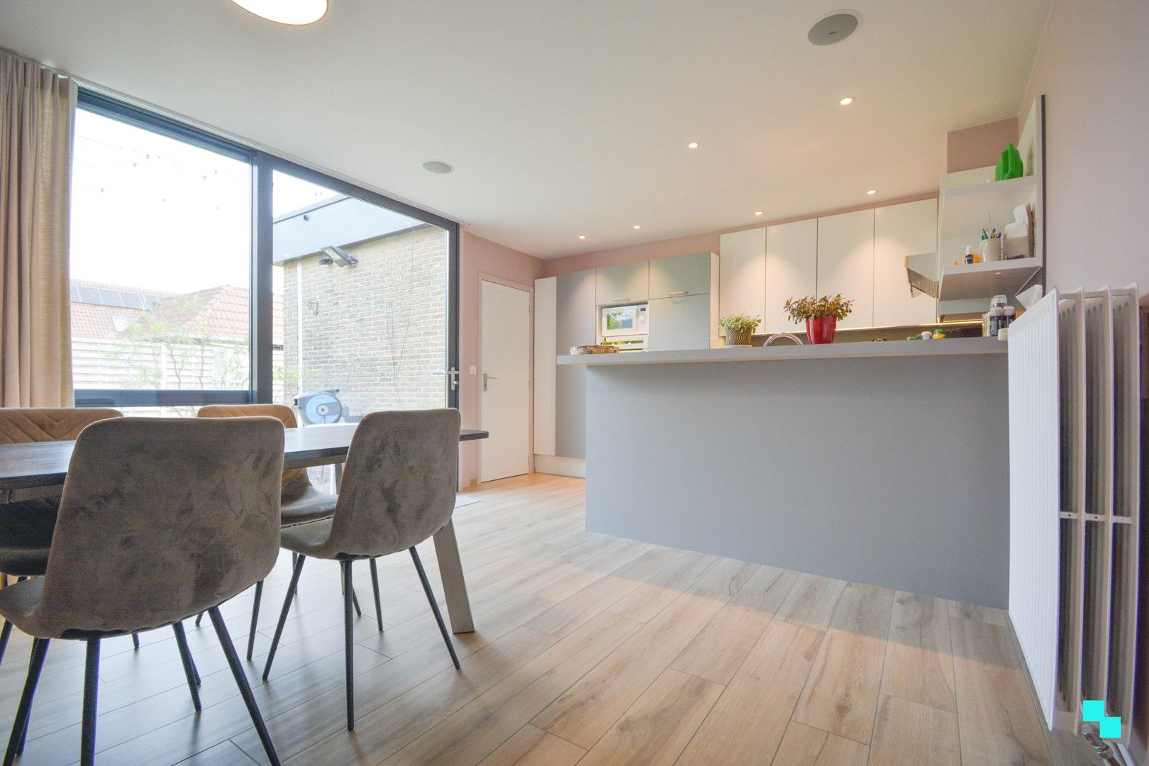 Verrassend ruime, gelijkvloerse woning te Hooglede foto 12