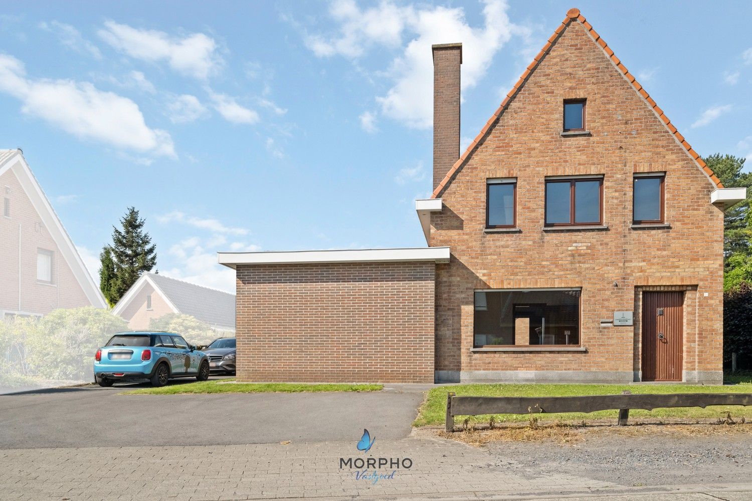 Te koop in Veldegem – Karaktervolle woning met veel potentieel op ruim perceel van 1.602 m² foto 4