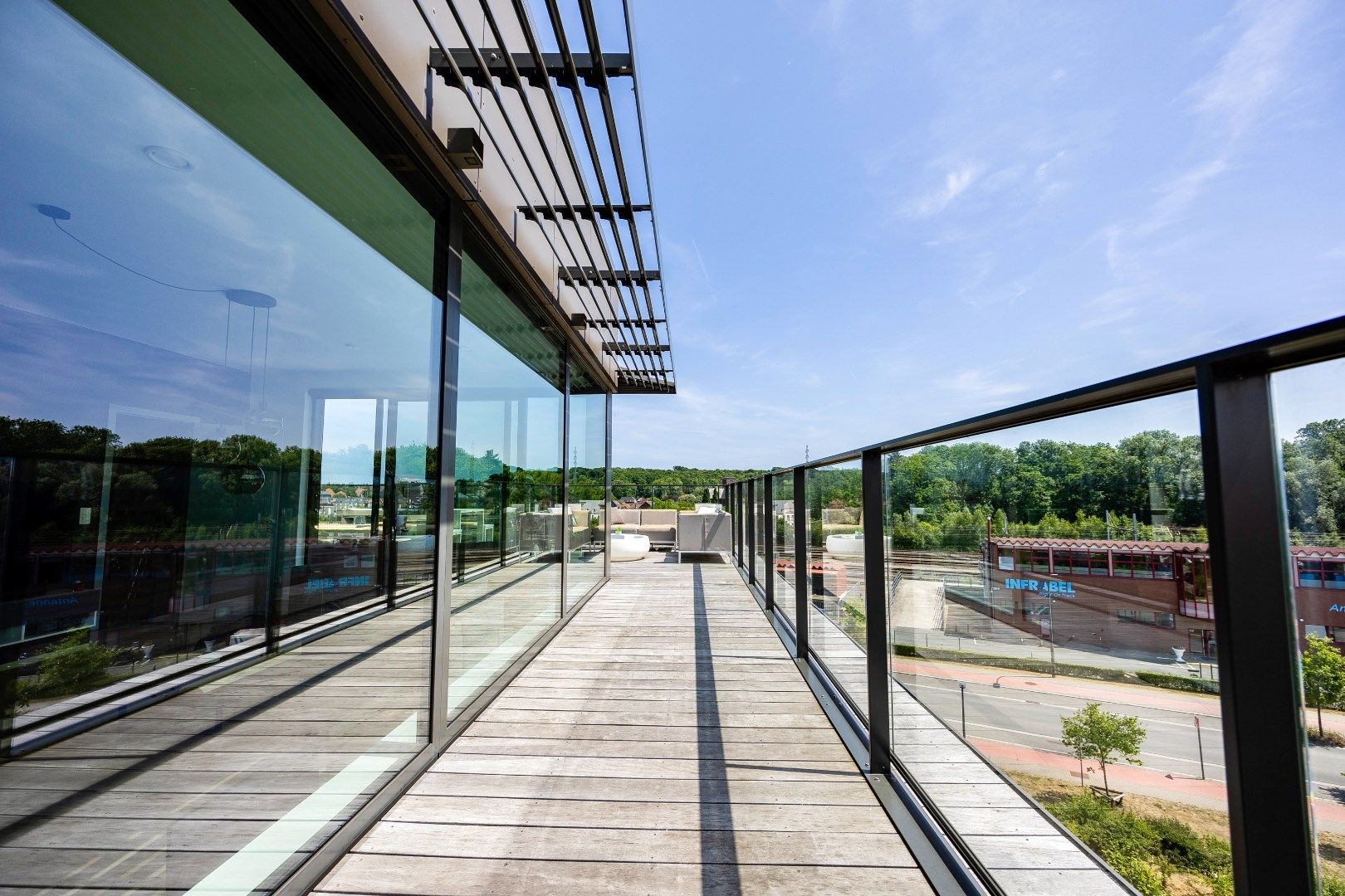 Exclusieve penthouse met ruim terras op toplocatie in Buizingen foto 7
