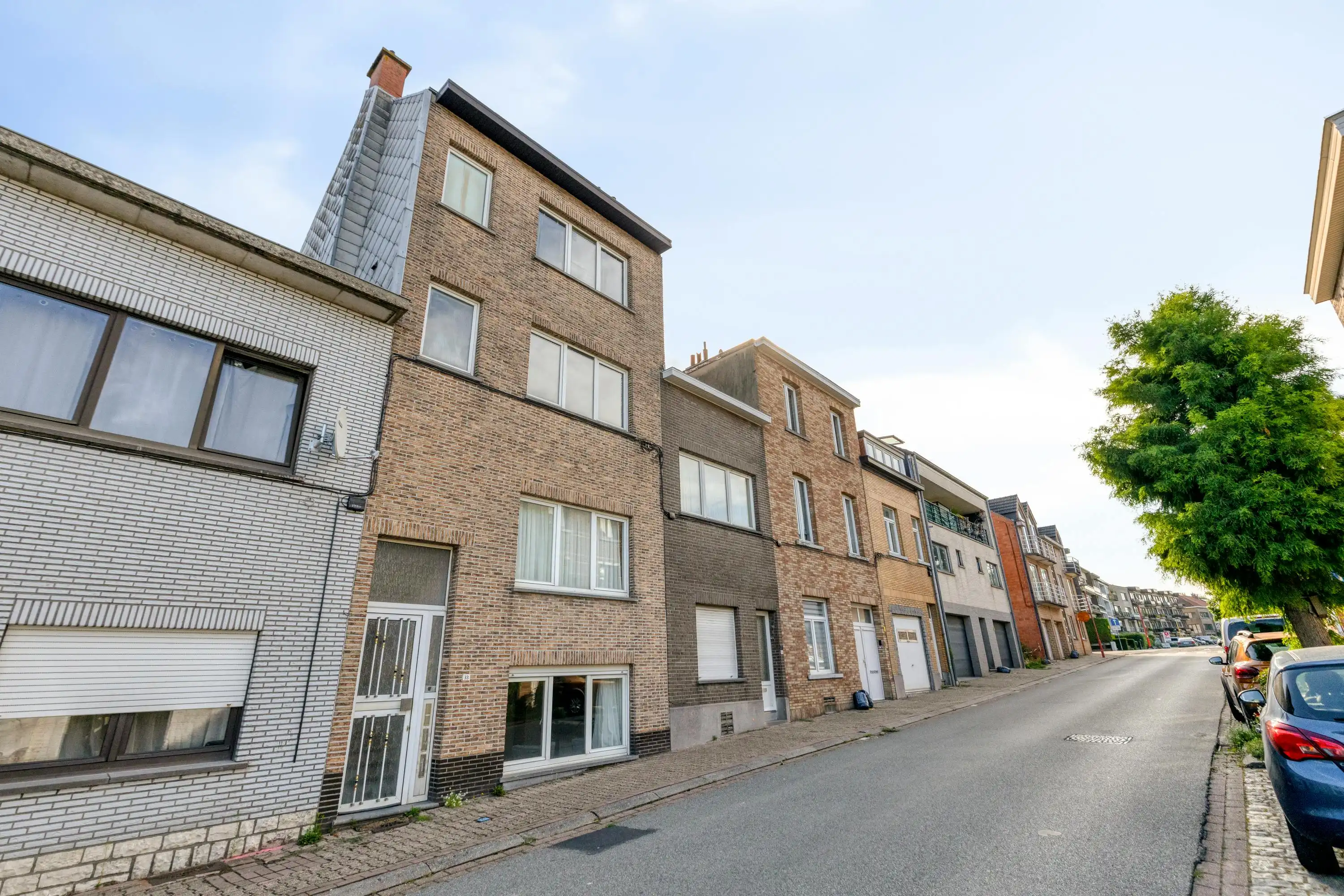 Ruime woning met 4 slaapkamers te koop in Strombeek foto 2