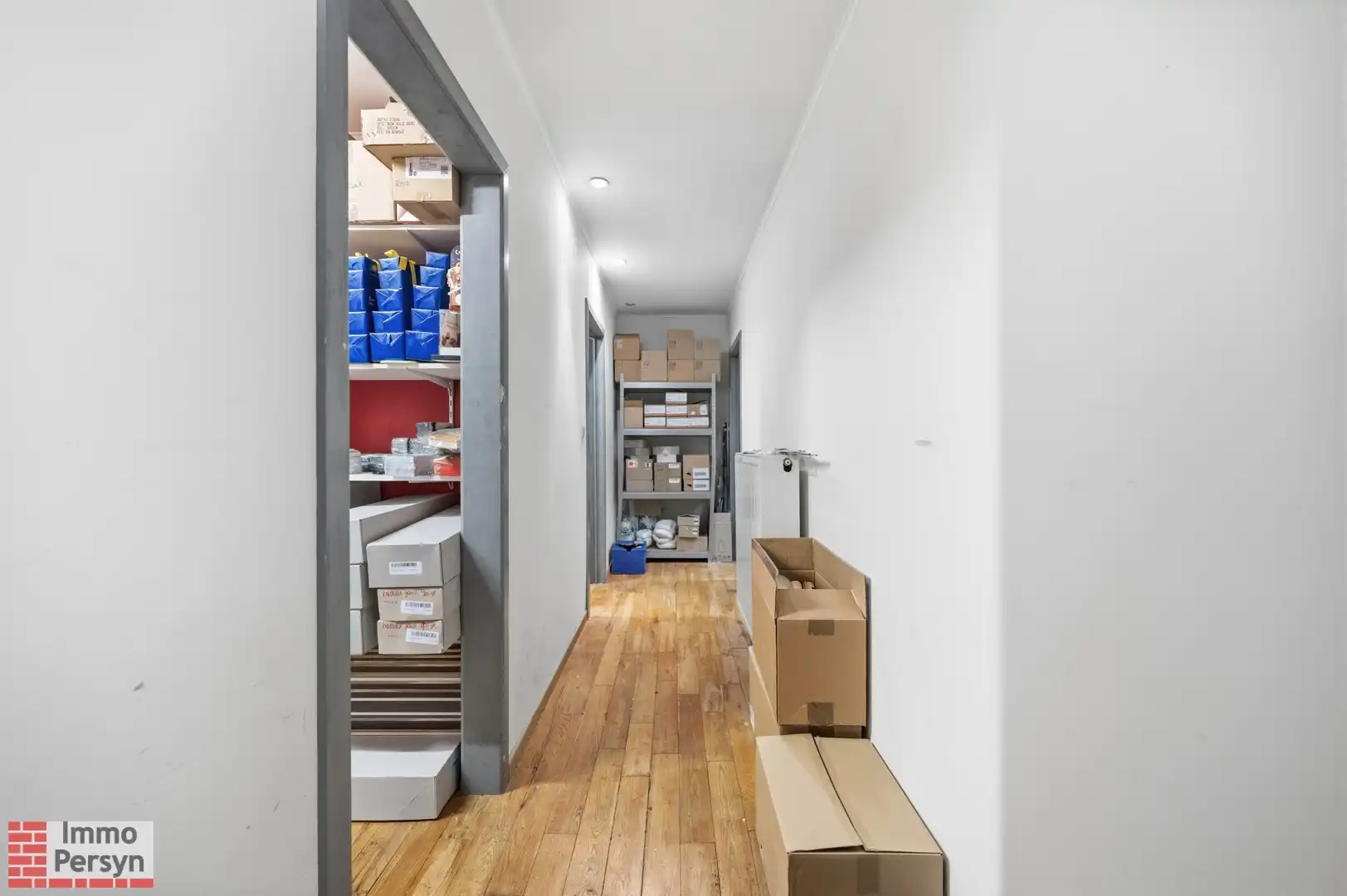 Zorgeloze investering op toplocatie: Gerenoveerd handelspand (Leonidas) in hartje Scherpenheuvel foto 13