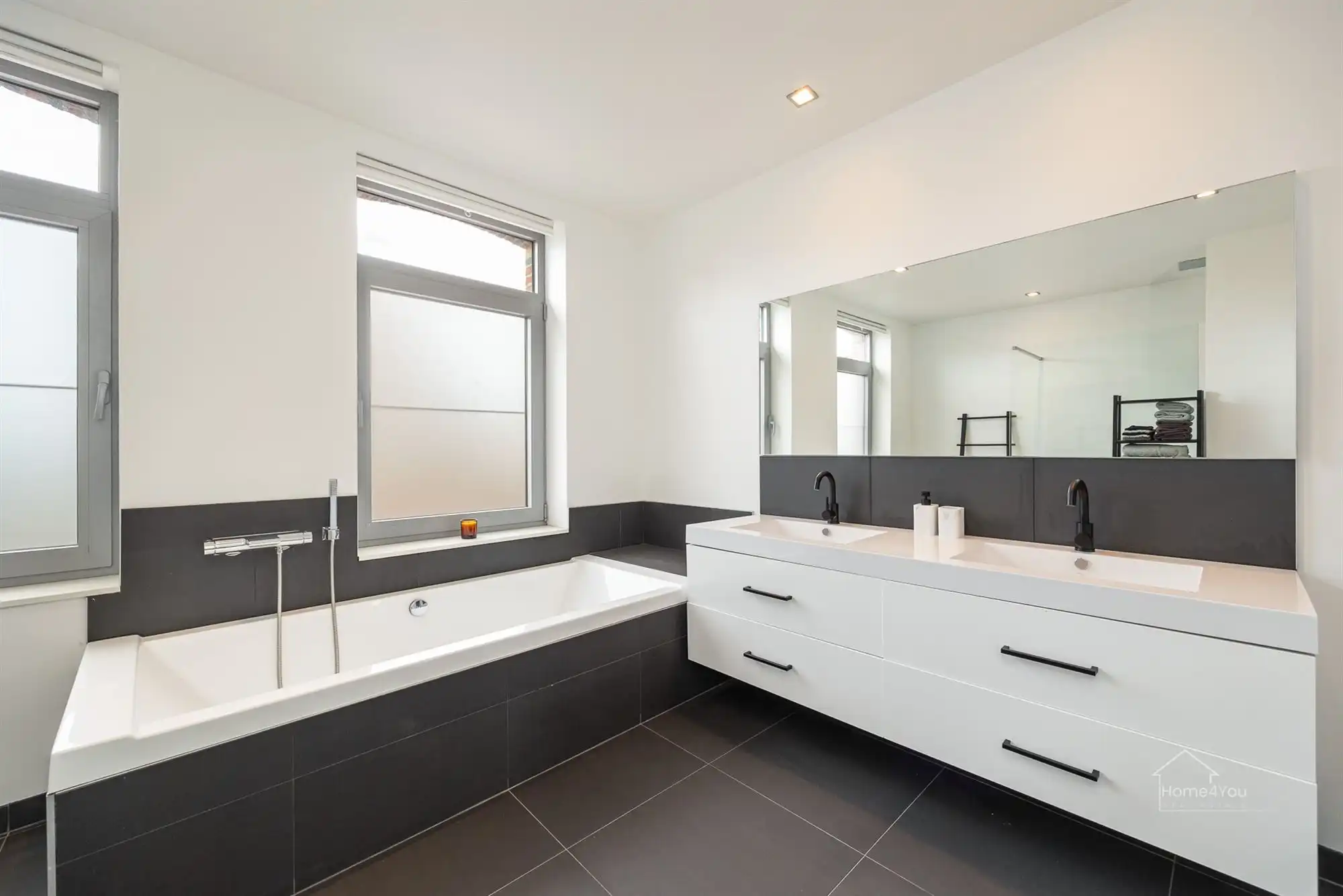Instapklare Woning,Epc A, 3 Slaapk en Tuin foto 13