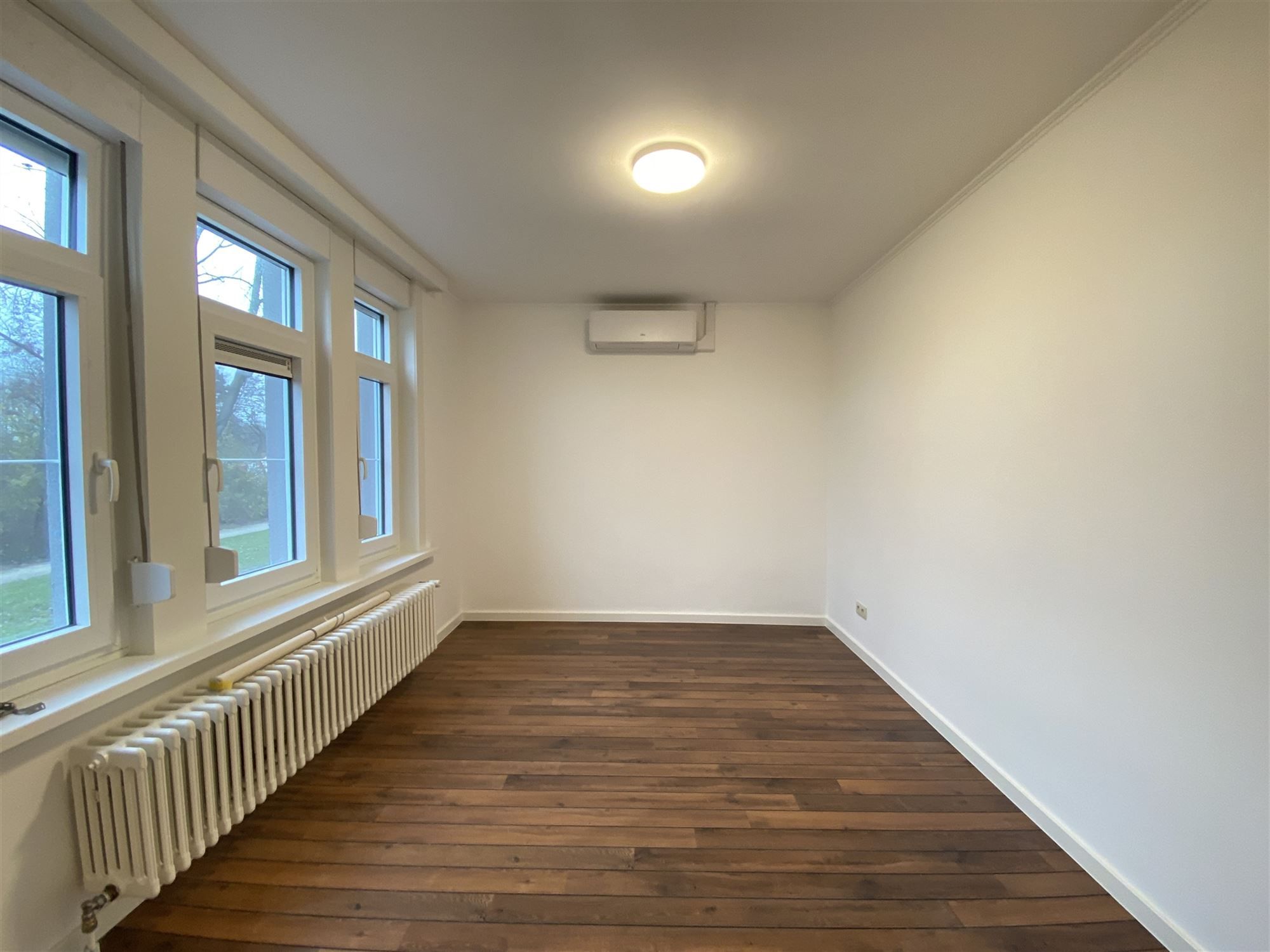 Recent gerenoveerde woning met tuin en garage  foto 12