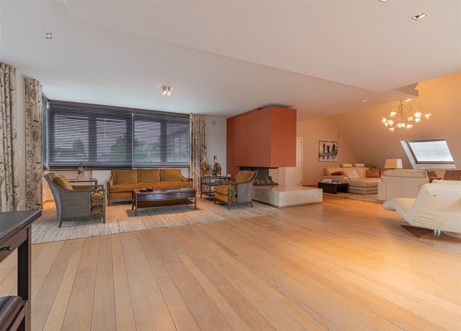 Prachtige Penthouse met 3 slaapkamers! foto 3