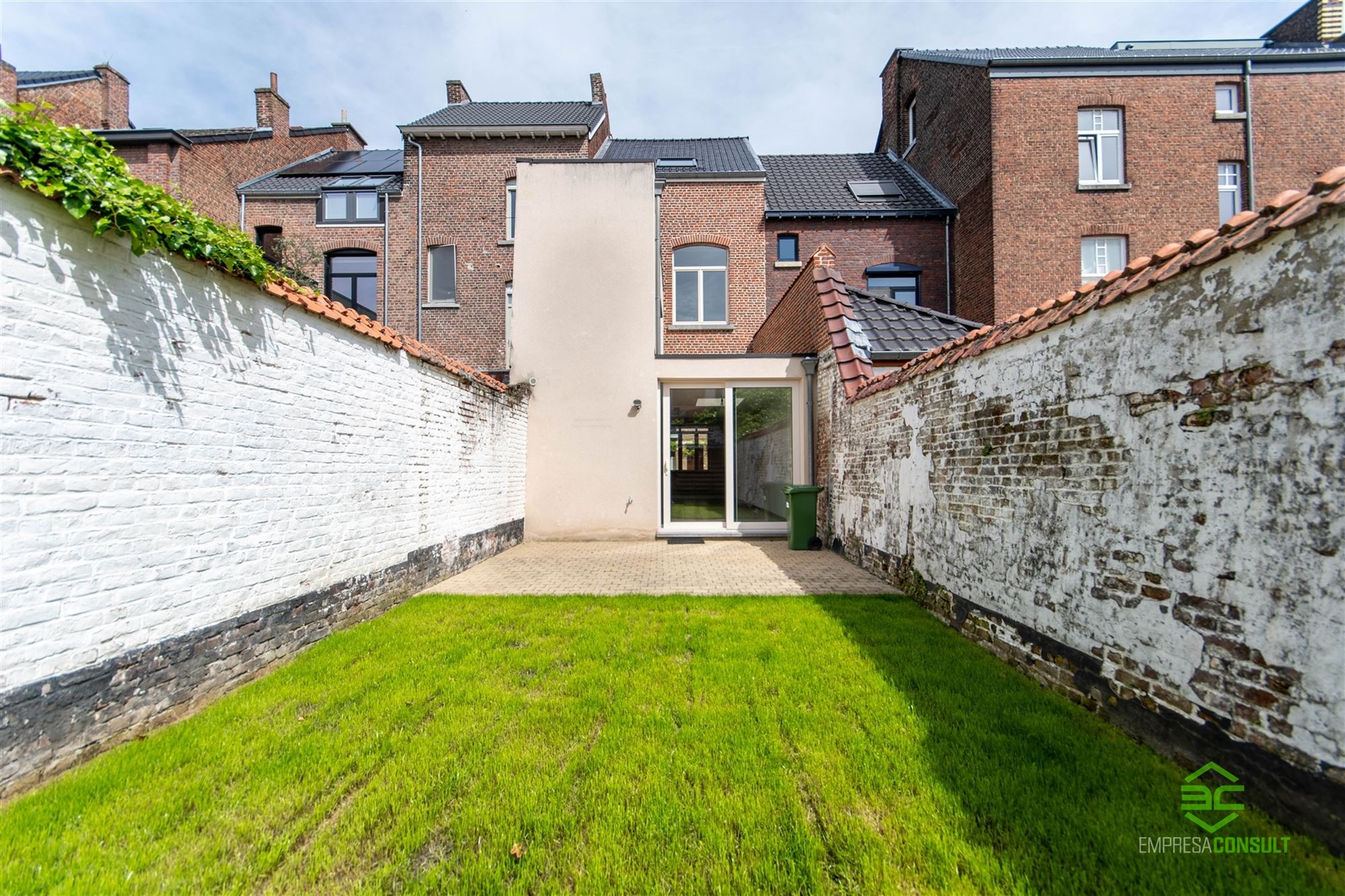 Karaktervolle gezinswoning met 3 slpk en stadstuin, in het centrum! foto 13