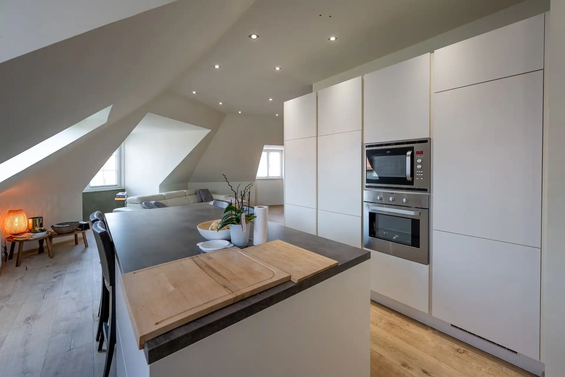 Stijlvol appartement met Moderne open Keuken nabij de Jachthaven van Blankenberge foto 7