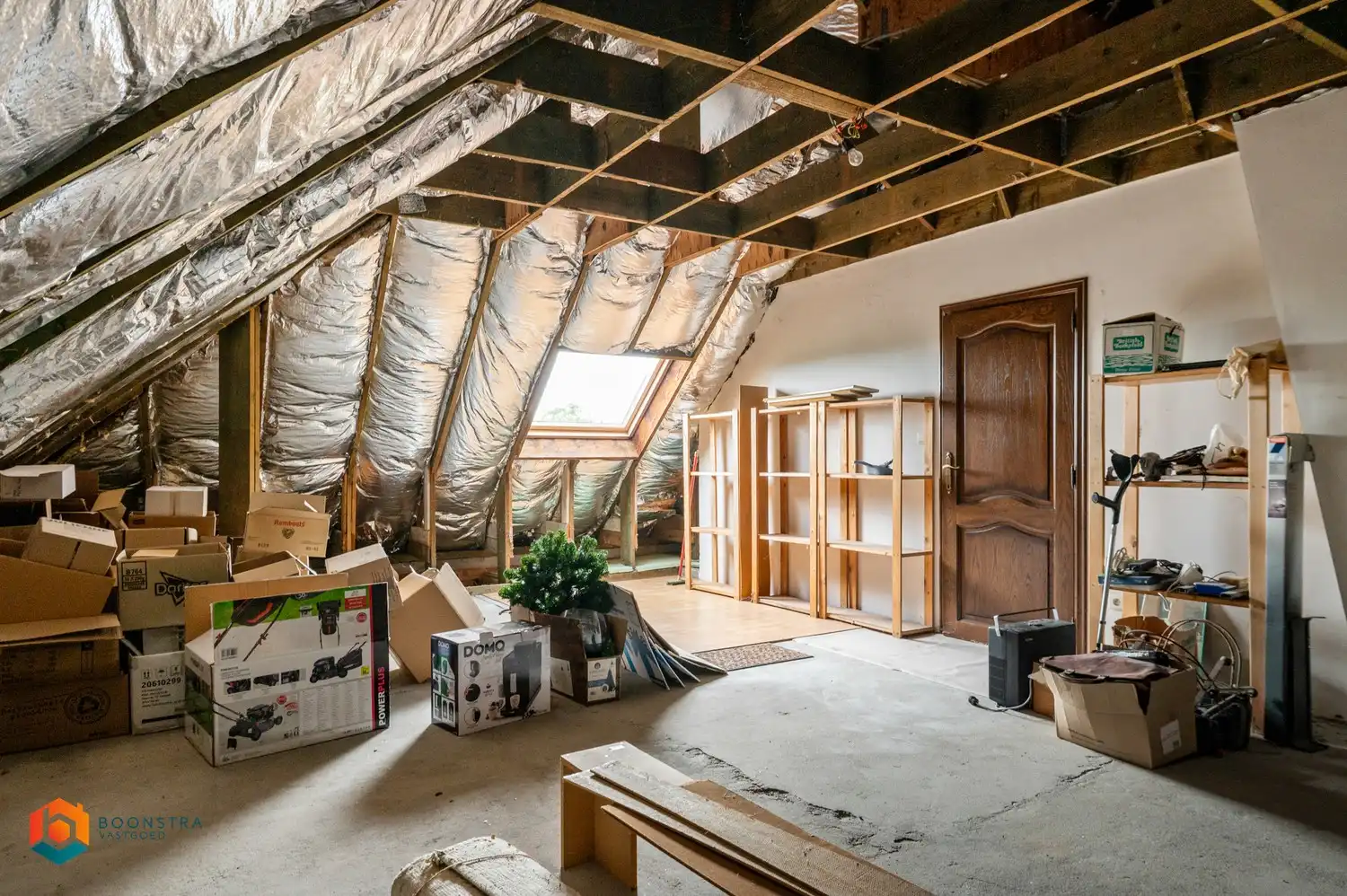 Ruime villa (325m²) op een perceel van 2567m² in prachtige omgeving foto 23