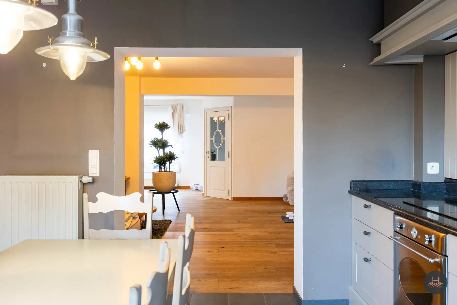Leuke en ruime woning in centrum Tremelo foto 12