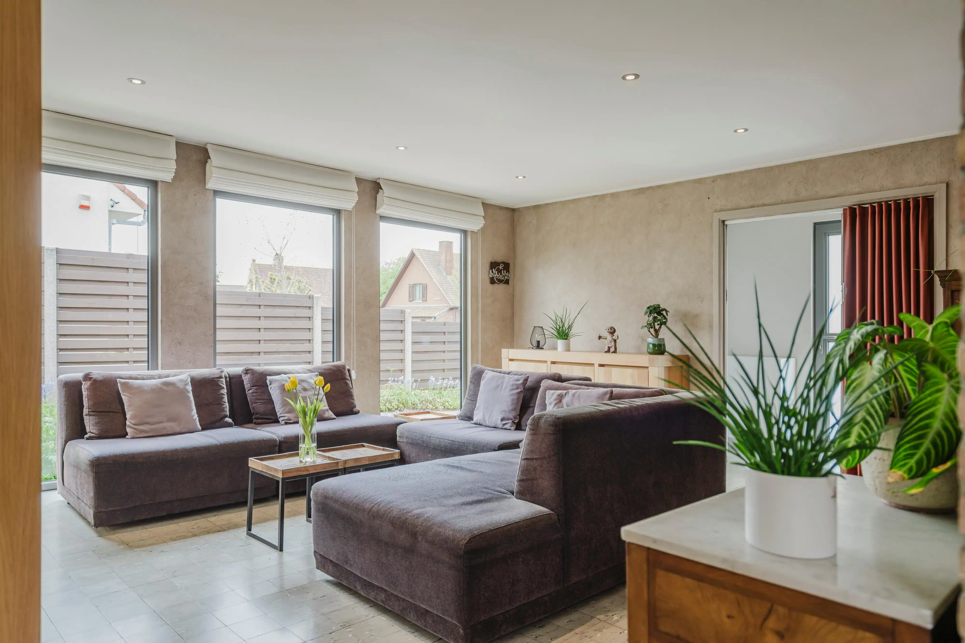 Instapklare bungalow op 749m² te koop in Wevelgem! foto 7