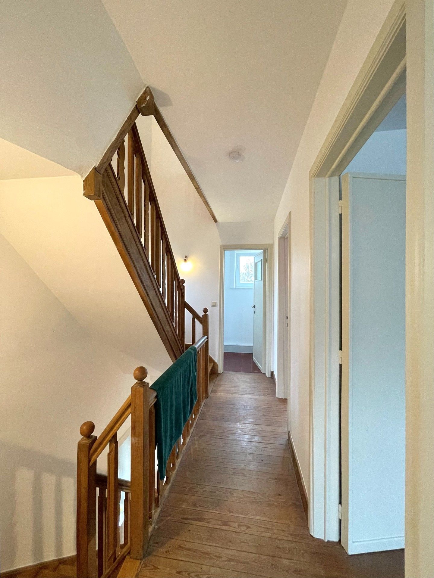 RUIME WONING MET 5 KAMERS & MULTIFUNCTIONEEL BIJGEBOUW foto 19