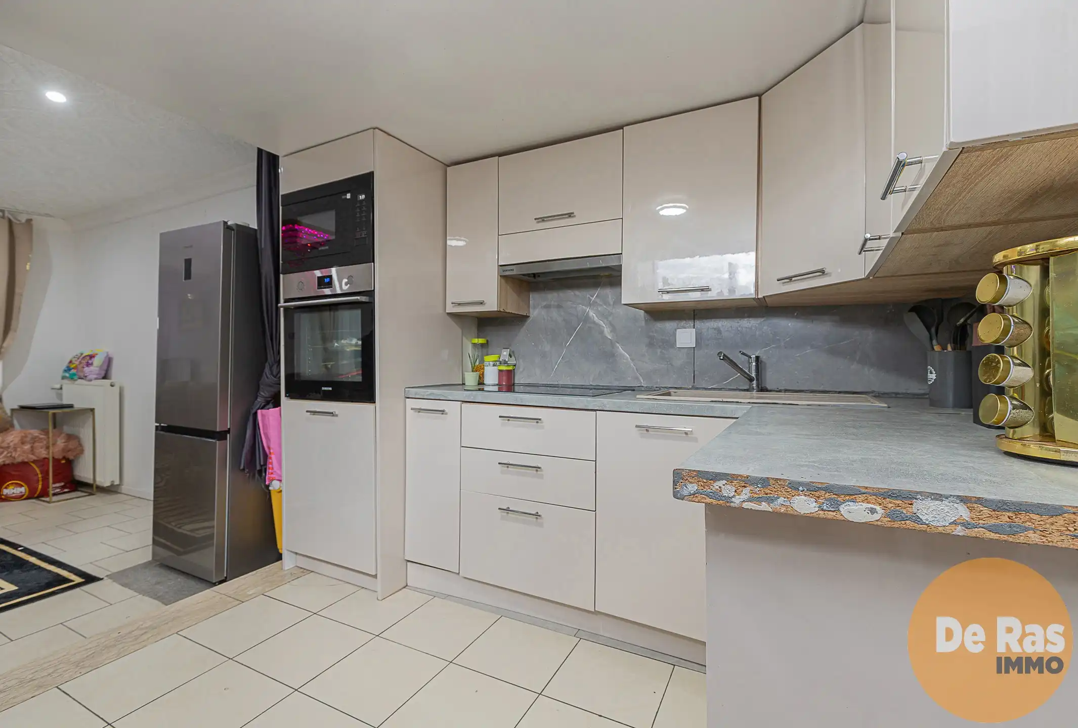 LEDE instapklare starterswoning met terras nabij centrum  foto 5