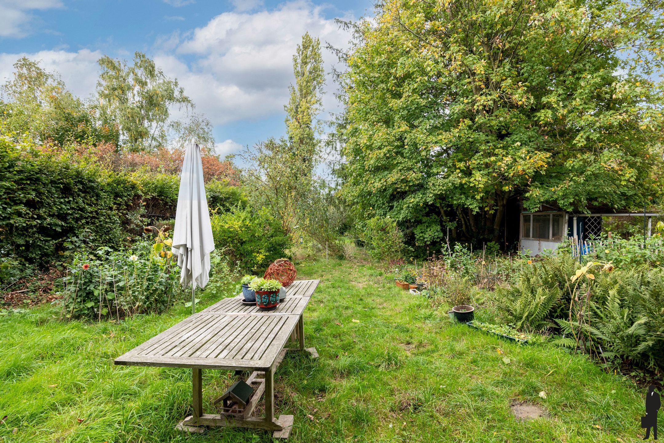 Uniek Beschermd Modernistisch Monument op toplocatie in Hove foto 29