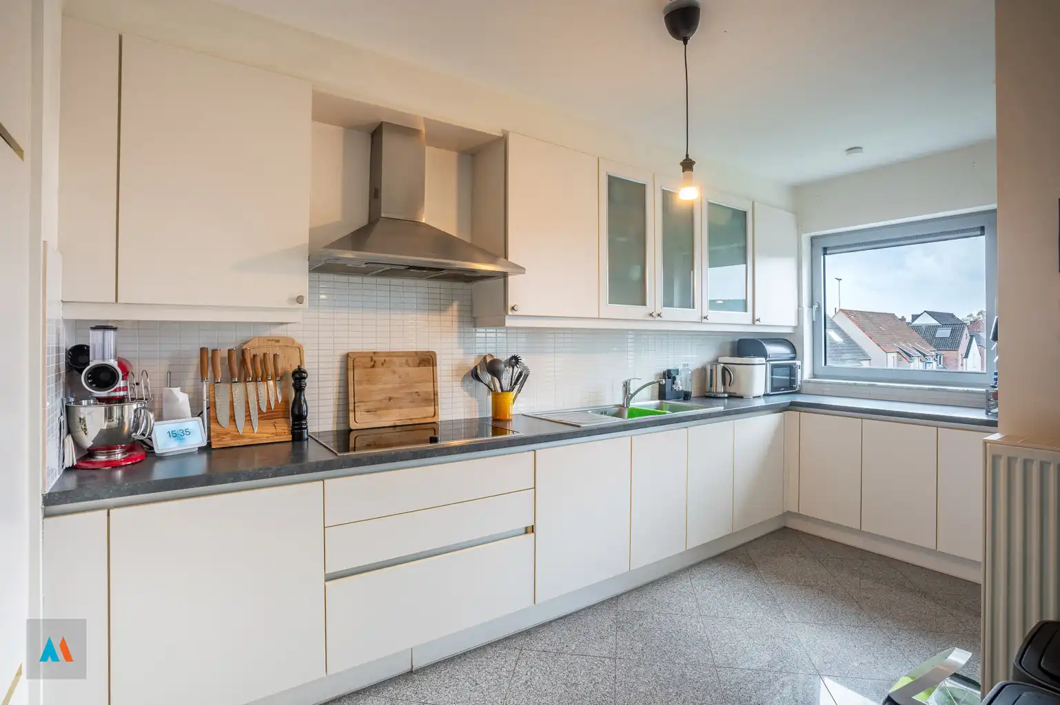 Appartement met twee slaapkamers en een garagebox foto 3