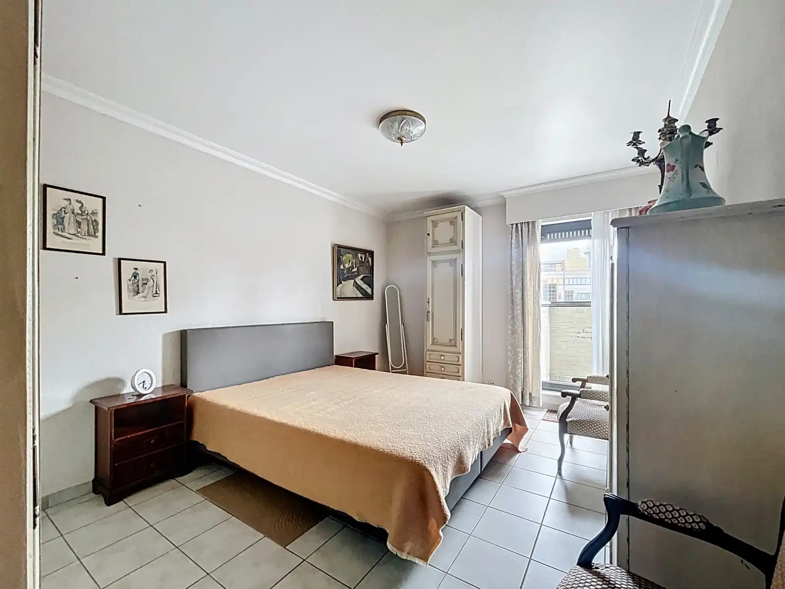 Centrum Aalst, Lichtrijk én Ruim Appartement met 2 SLPK! foto 10