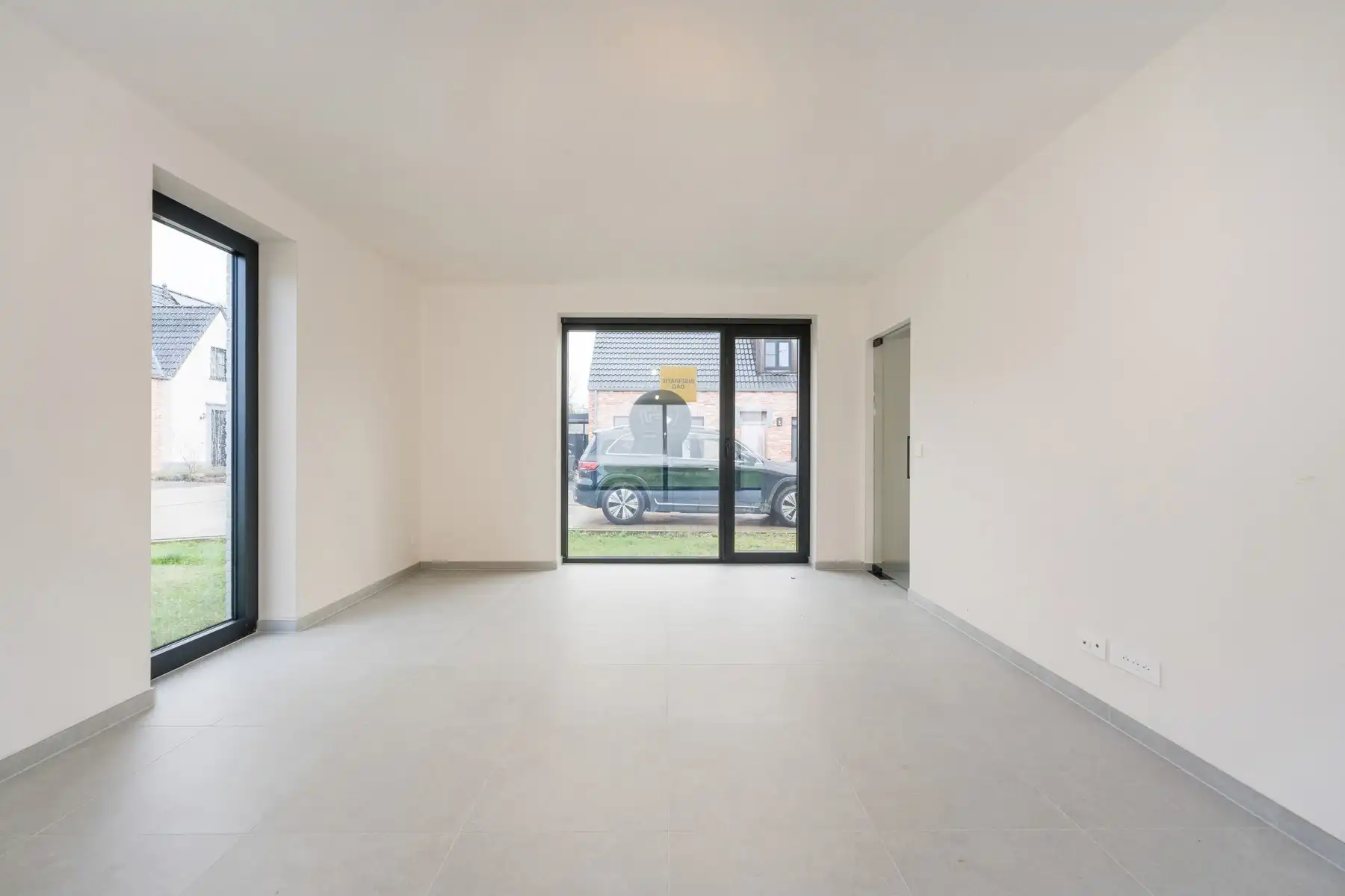 Moderne nieuwbouwwoning foto 4