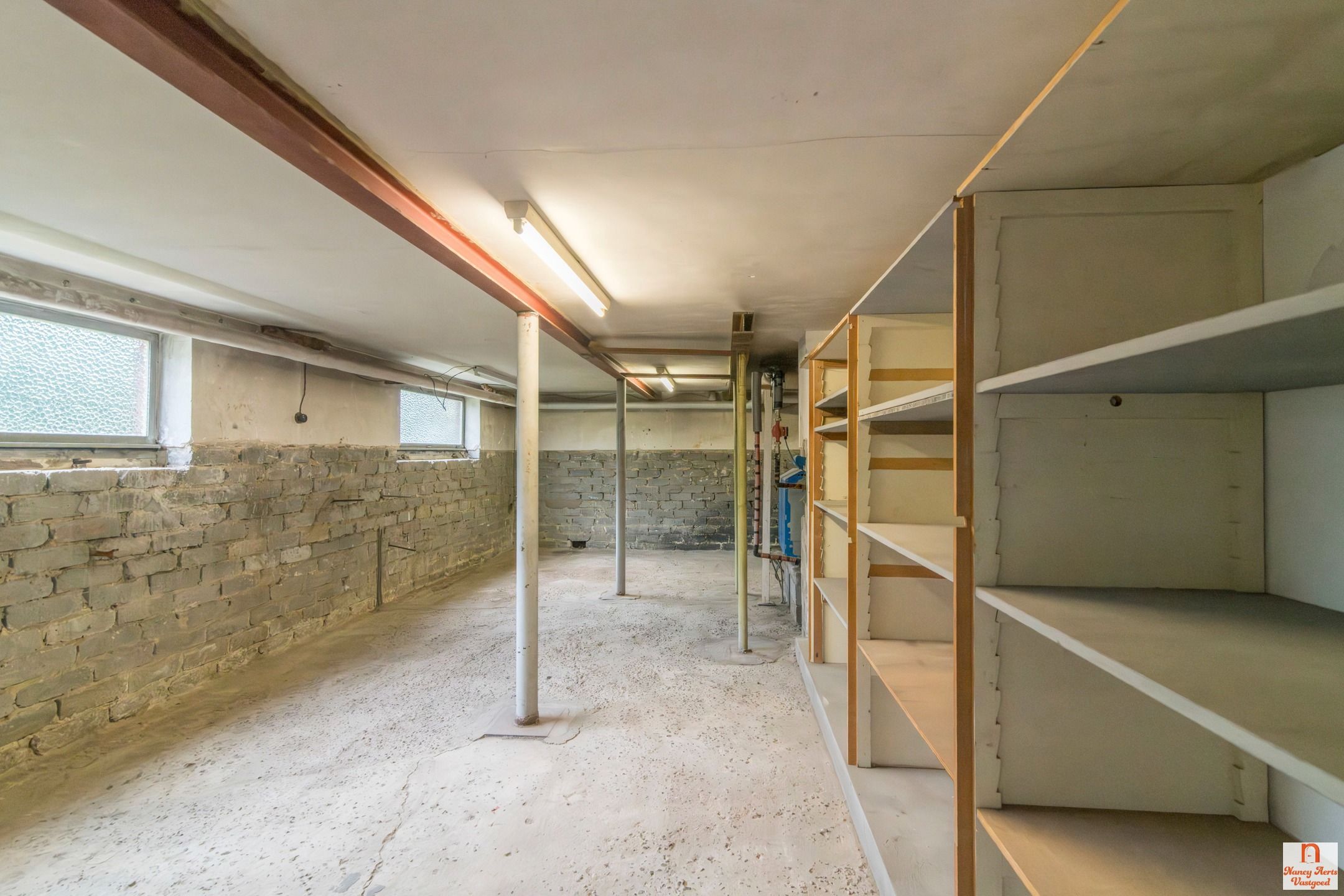 Split-level woning met grote tuin en vrij uitzicht foto 68