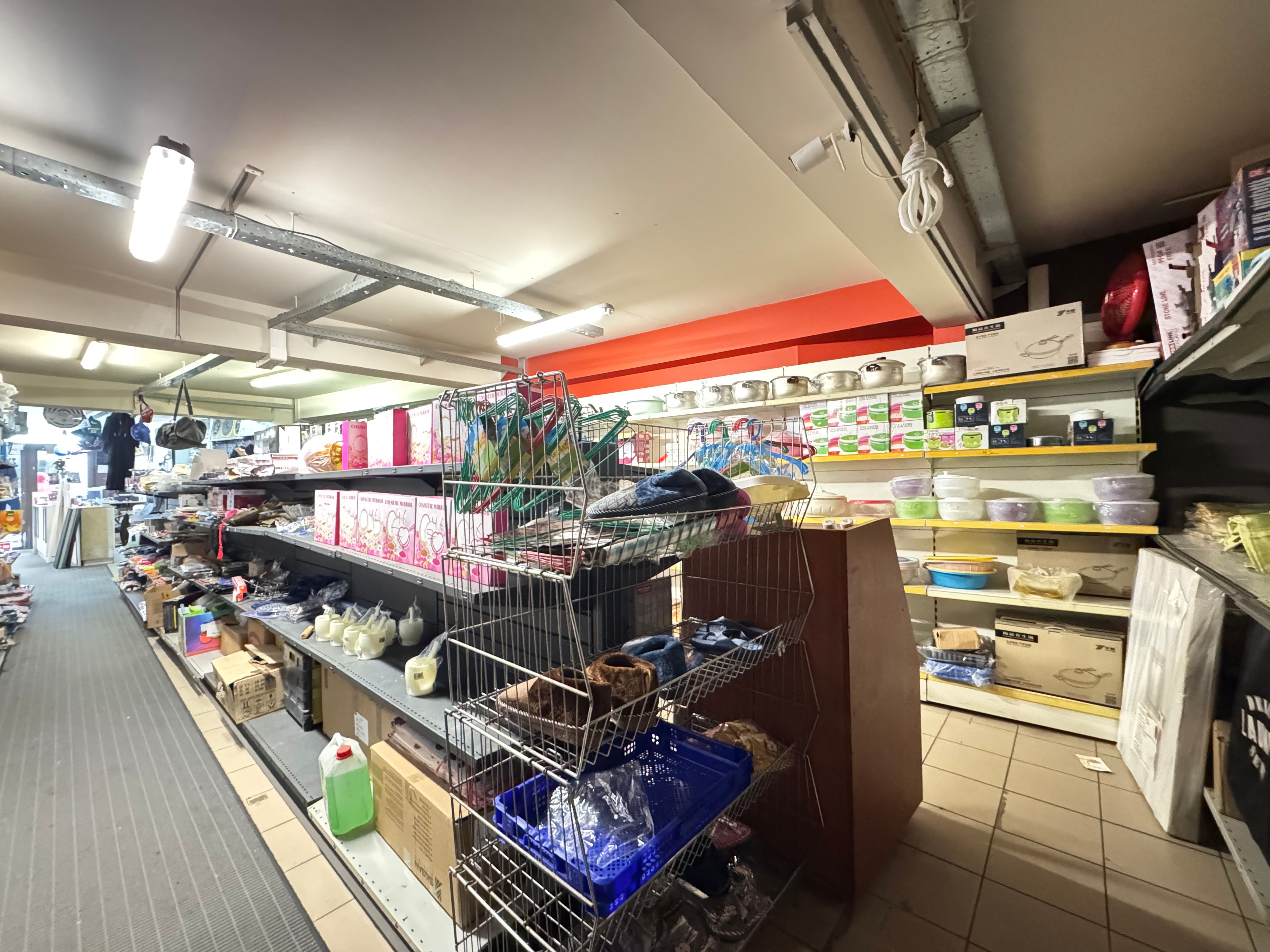 Handelsgelijkvloers 150m² + garage 20m² foto 7