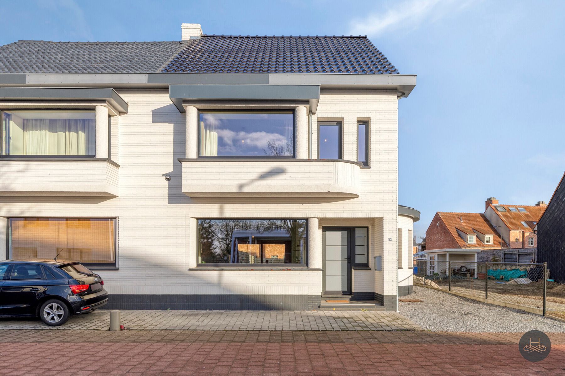 Recent gerenoveerde woning met 3 slaapkamers en ruime tuin foto 2