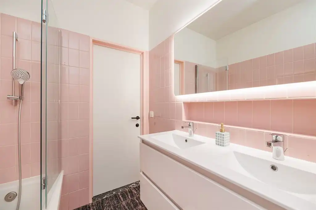 Unieke jaren 80-woning met ruime tuin foto 20