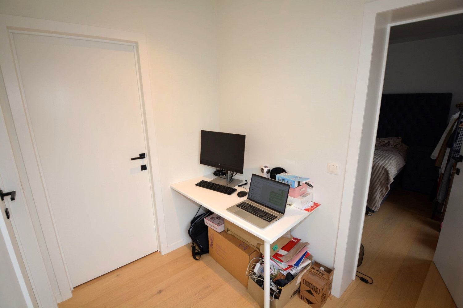 GERENOVEERD APPARTEMENT MET 2 SLAAPKAMERS! foto 10