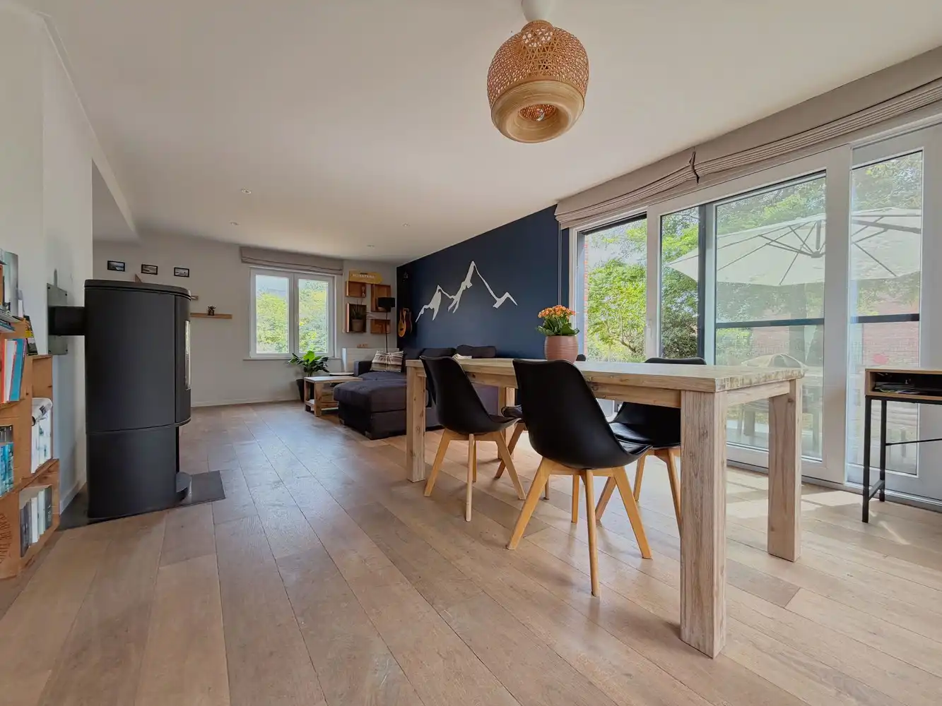 Instapklare, lichtrijke woning (3 slpks) + zonnige tuin foto 5