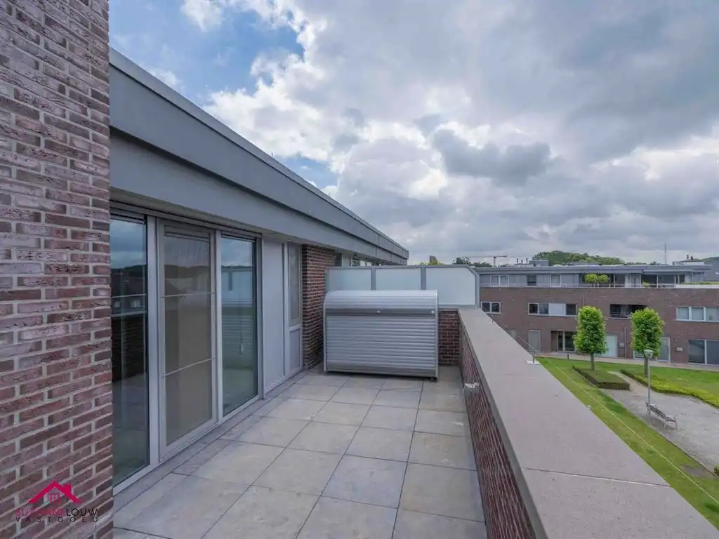 Instapklaar penthouse met terras aan voor- en achterzijde foto 7