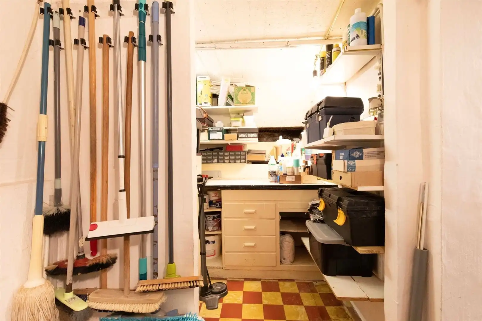 Instapklare woning in gezellige straat te Brasschaat foto 13