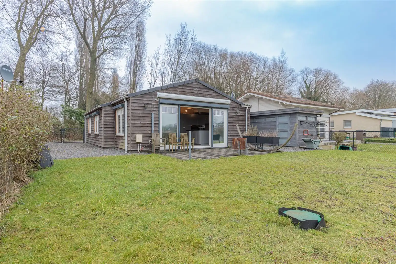 Uniek vakantieverblijf, omringd door natuur en rust foto {{pictureIndex}}