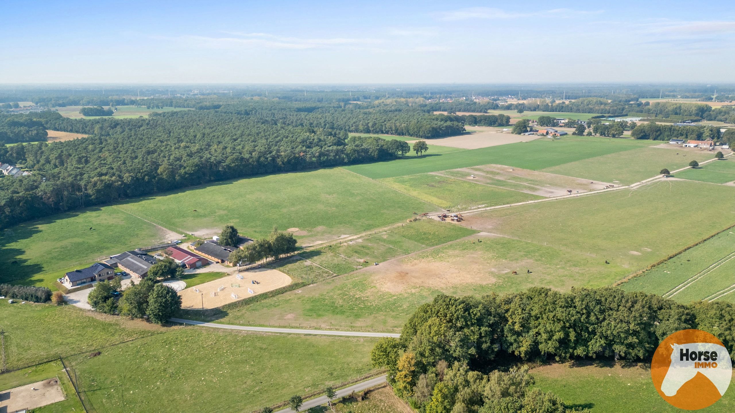 OUDSBERGEN - Prachtig gelegen woning met loodsen op 2ha5 foto 32