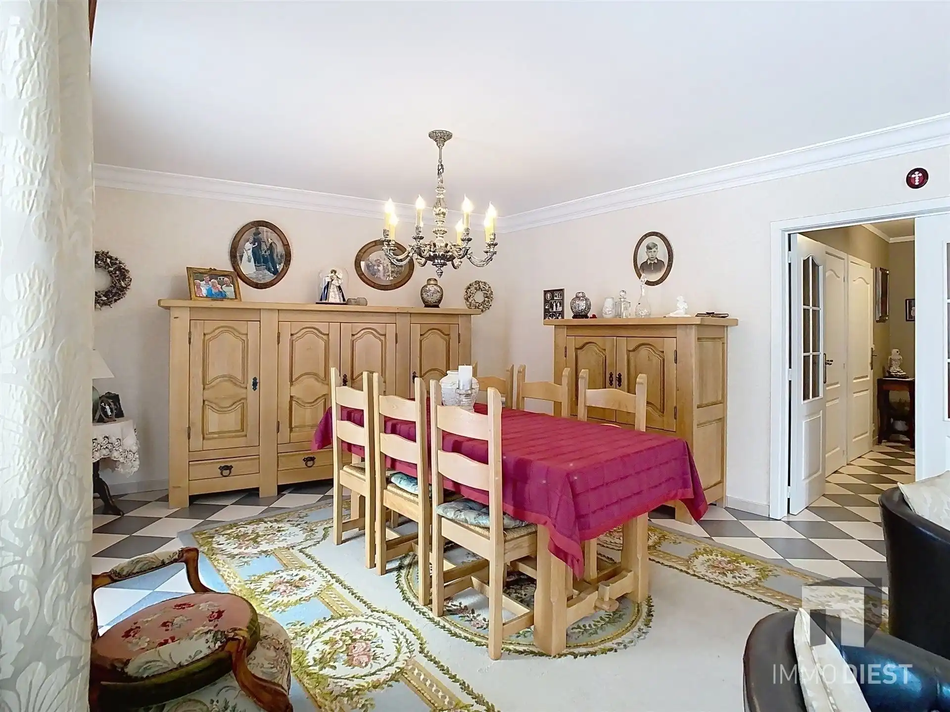 Topligging: gelijkvloers appartement mét garage en kelder foto 10