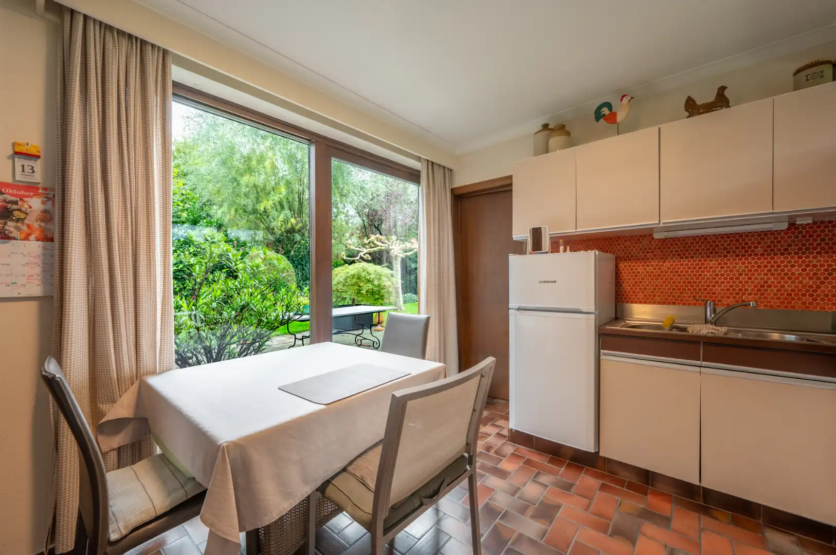 Karaktervolle, alleenstaande woning in Sint-Andries! foto 6