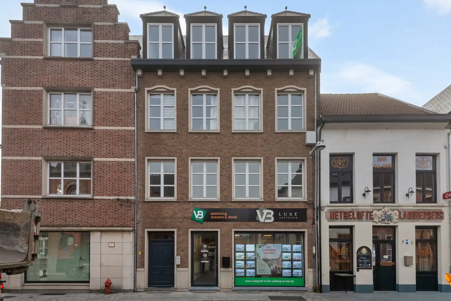 Lichtrijk, instapklaar appartement met 2 slaapkamers nabij het Zimmerplein in Lier! foto 18
